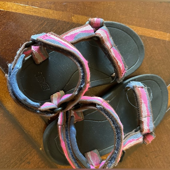 Teva Kids Hurricane XLT 2 Sandals Vista Blue Indigo Size 6 Unisex Outdoor - Picture 11 of 14